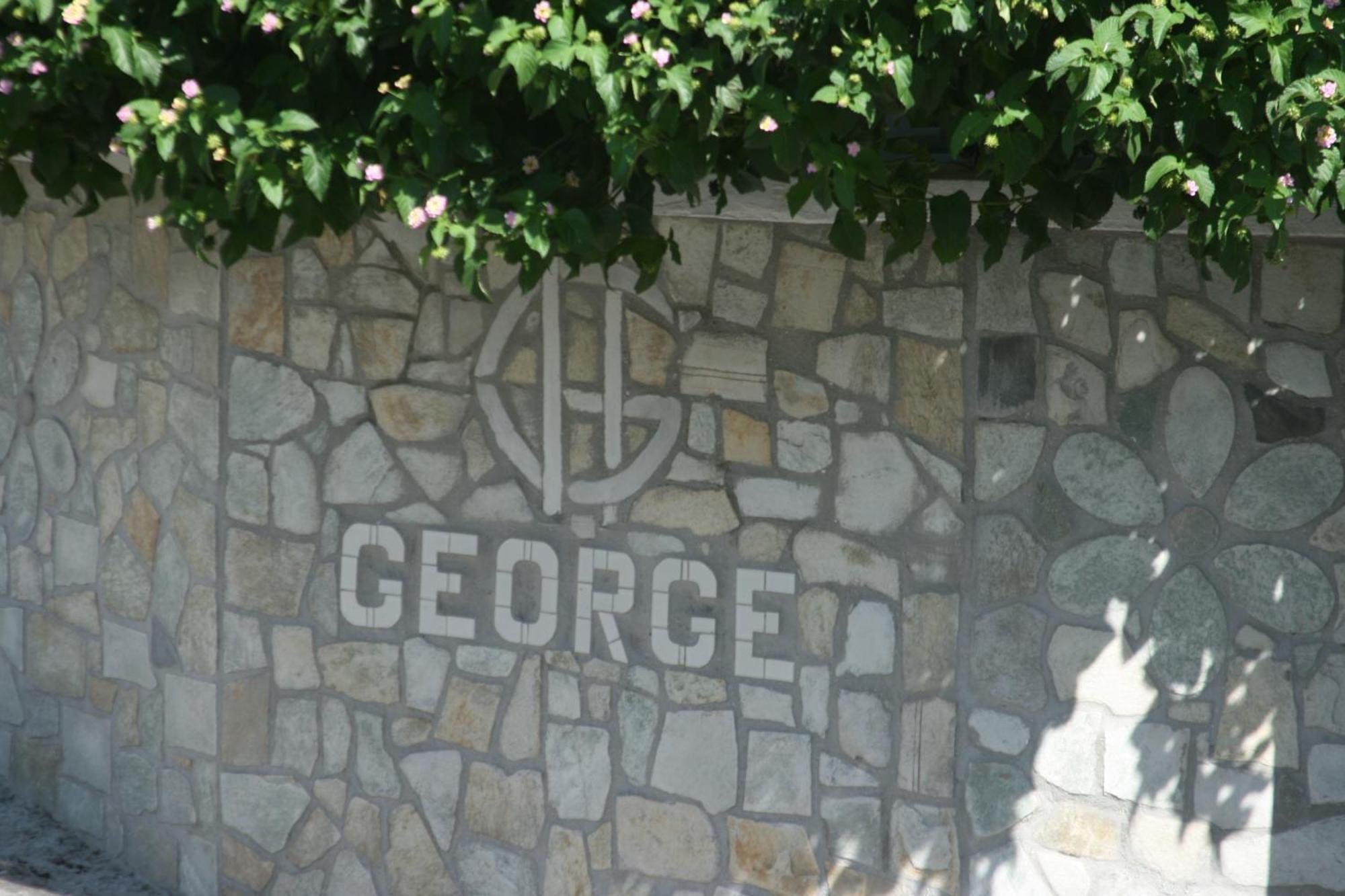 George Apartments Livadia  Dış mekan fotoğraf